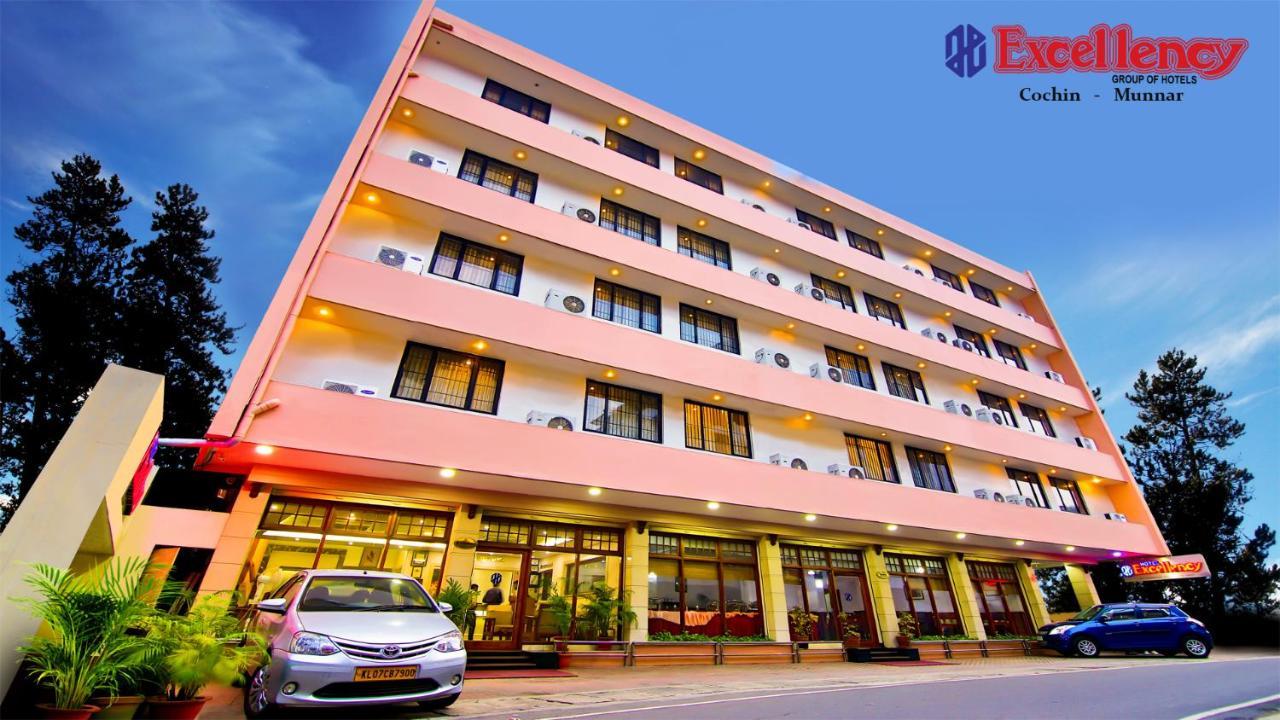 Hotel Excellency Kochi Exterior foto